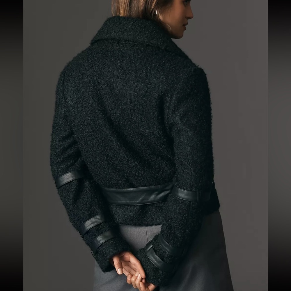 Anthropology CHRLDR Milki Cropped Teddy Bear Jacket. Supper soft. Price firm. - Picture 5 of 6
